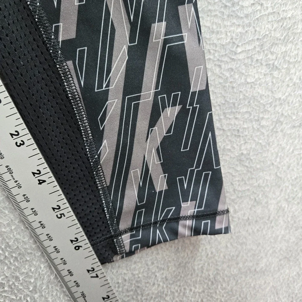 Nike Pro Women Activewear Pants Medium Hypercool Leggings Swoosh Logo 27